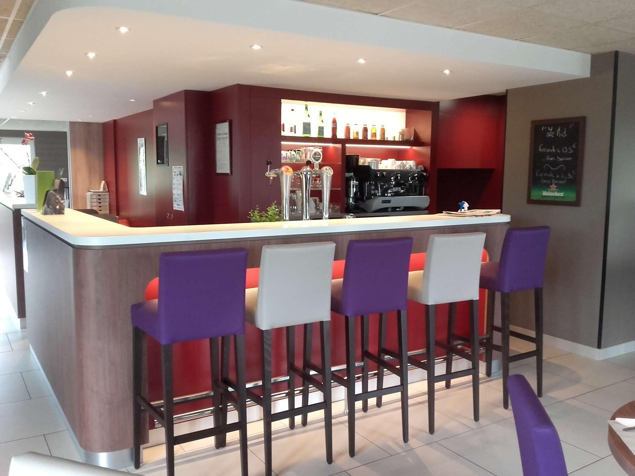 Hotel Campanile Vion