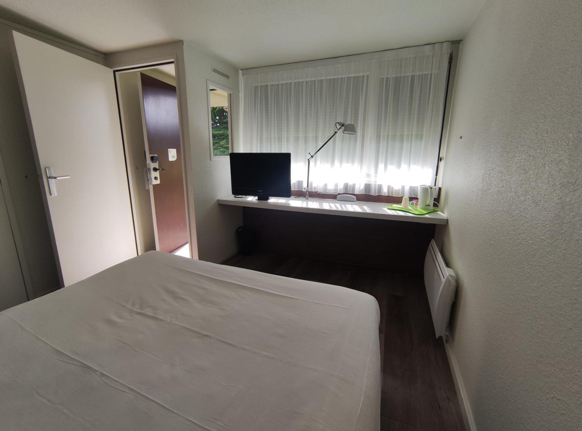 Campanile Vion 3*